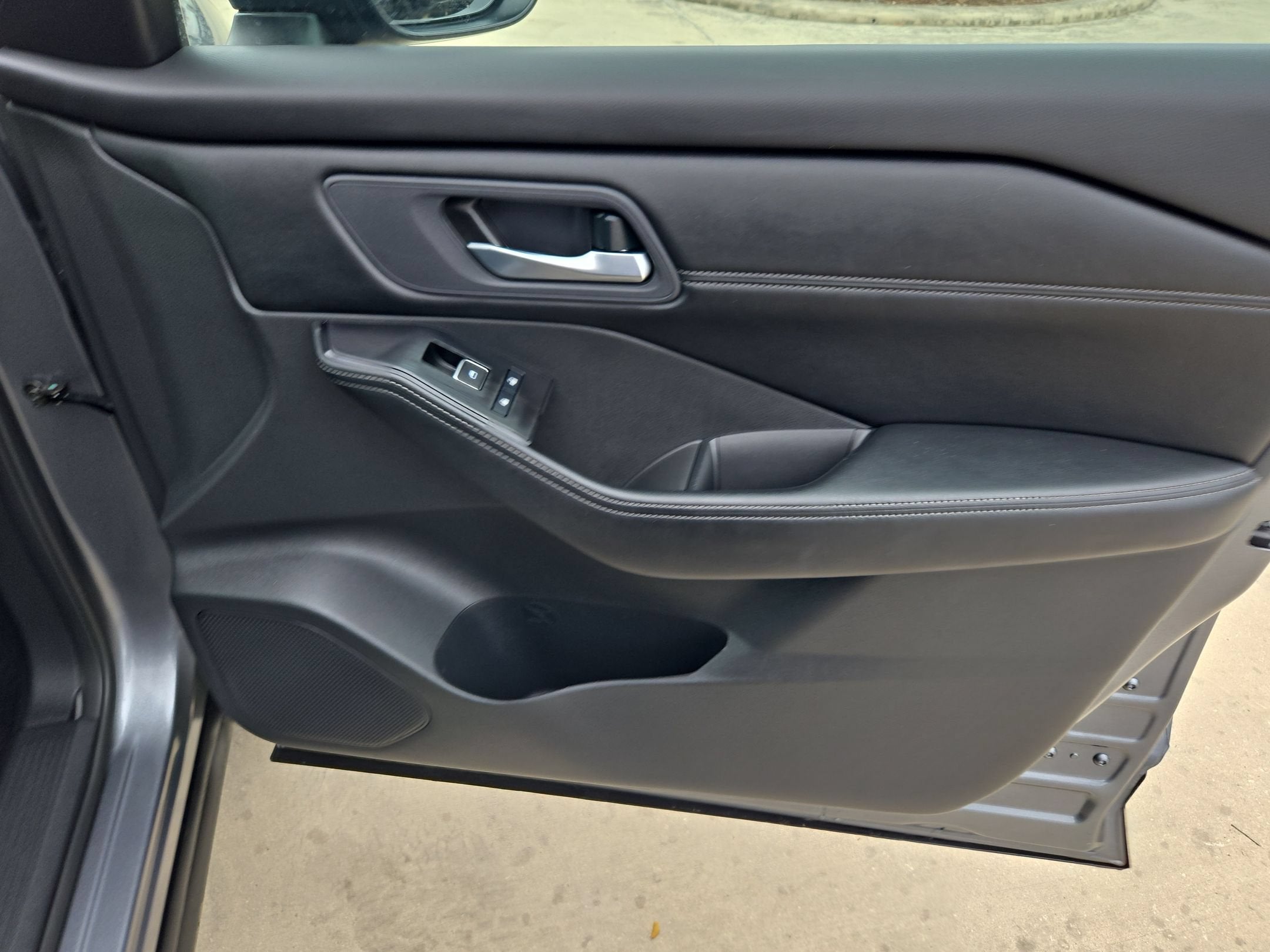 2026 Nissan Rogue SL