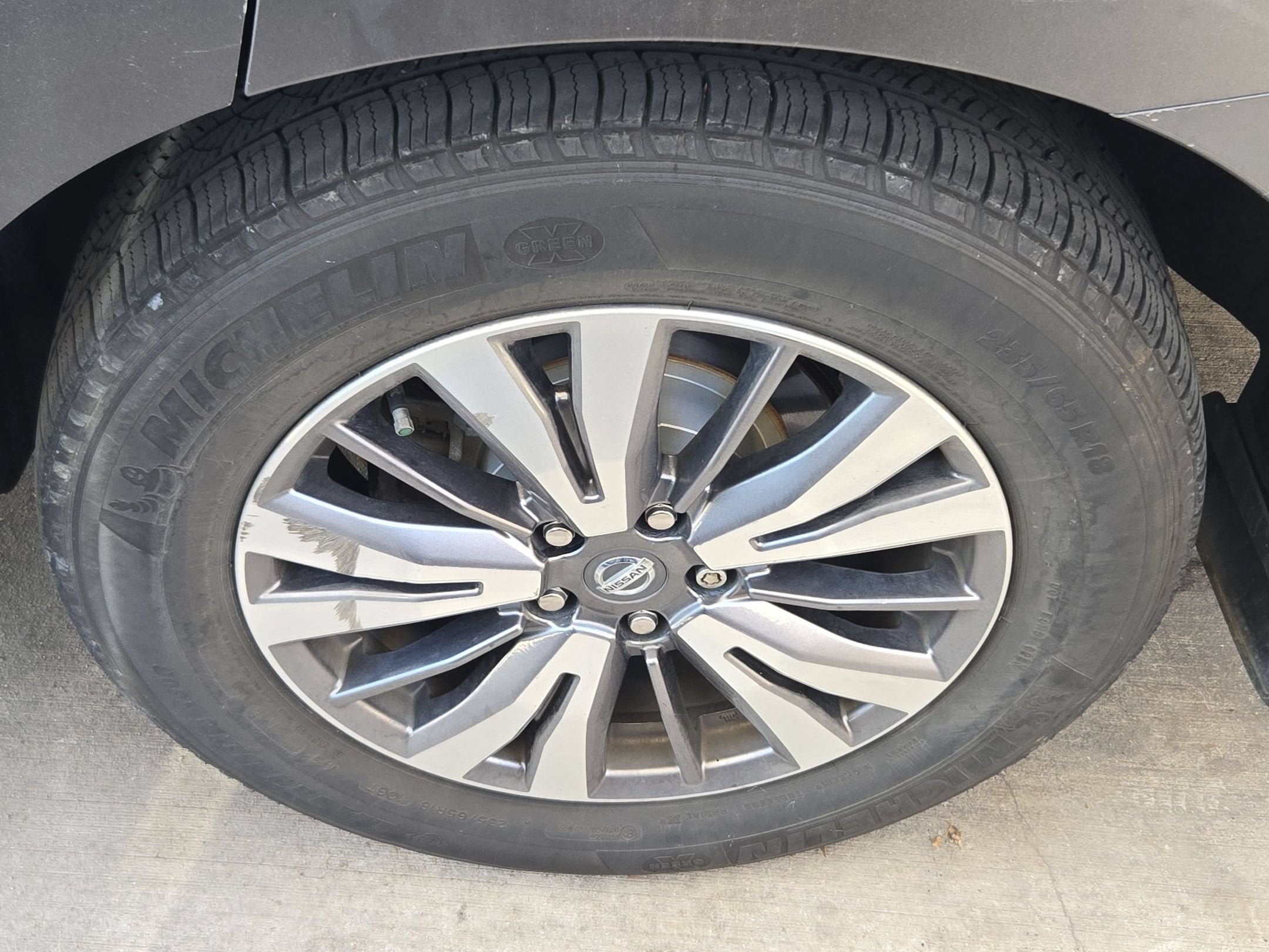 2019 Nissan Pathfinder S