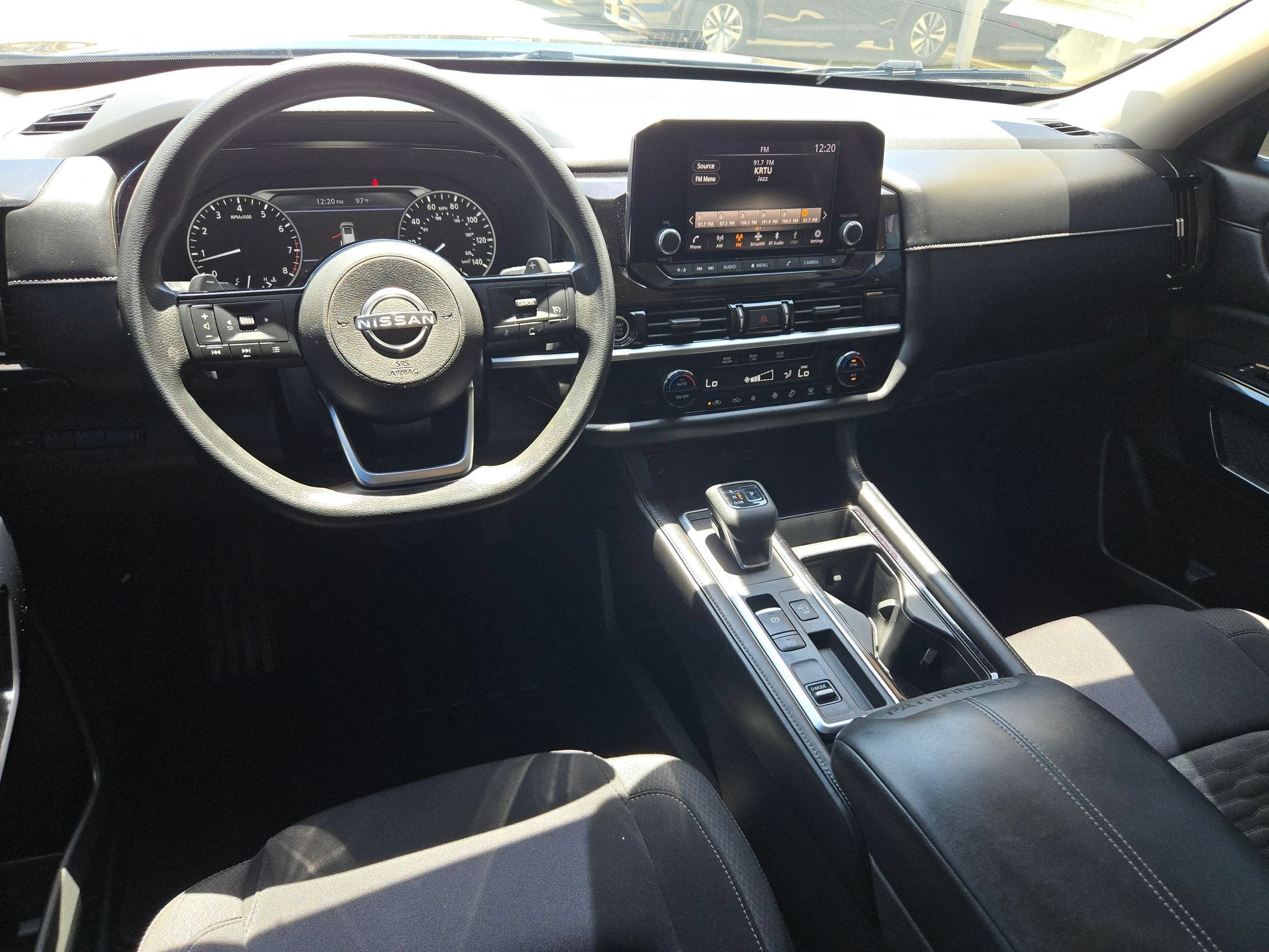 2022 Nissan Pathfinder S