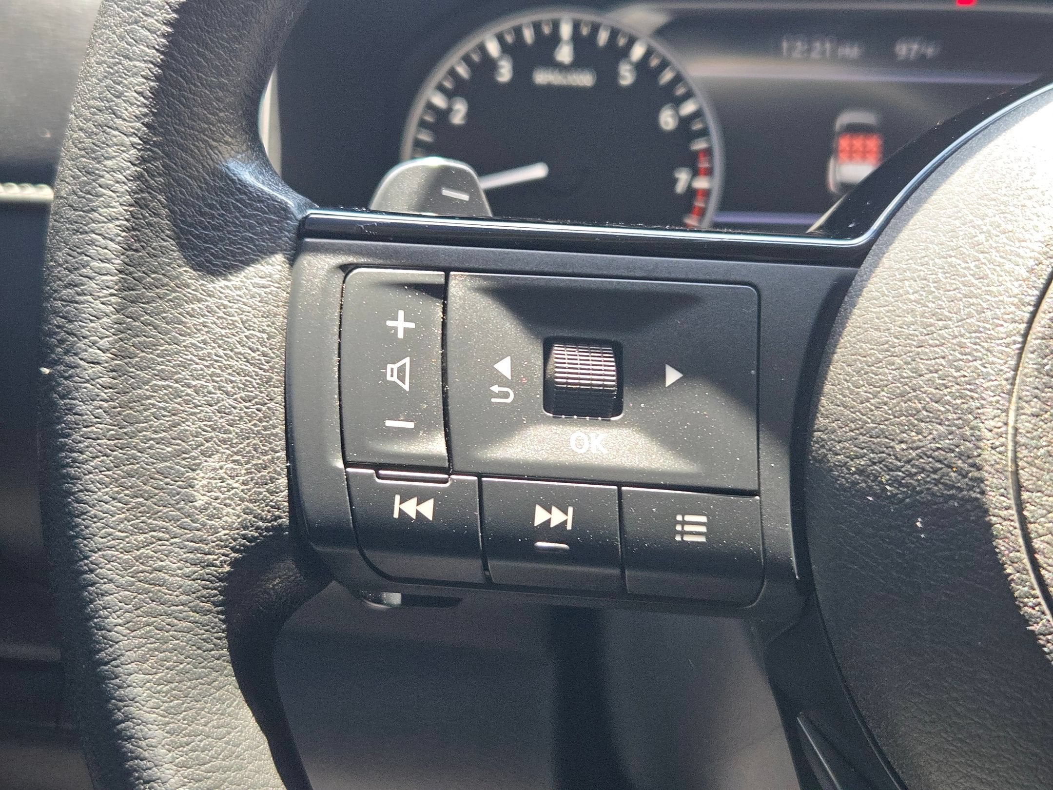 2022 Nissan Pathfinder S