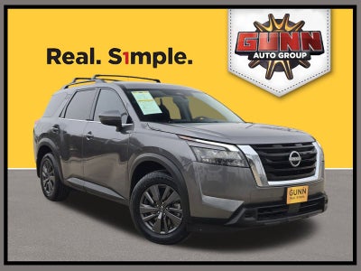 2023 Nissan Pathfinder SV