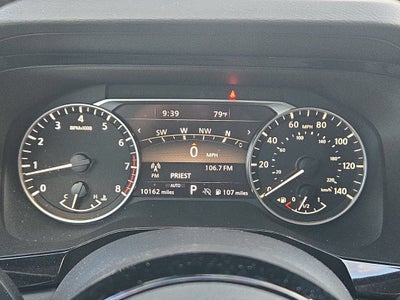 2025 Nissan Pathfinder SL