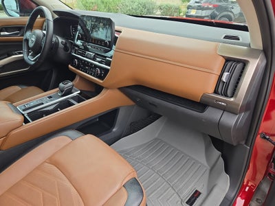 2024 Nissan Pathfinder Platinum