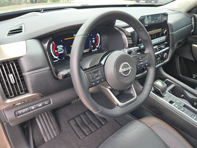 2024 Nissan Pathfinder Platinum