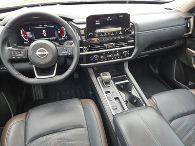 2024 Nissan Pathfinder Platinum