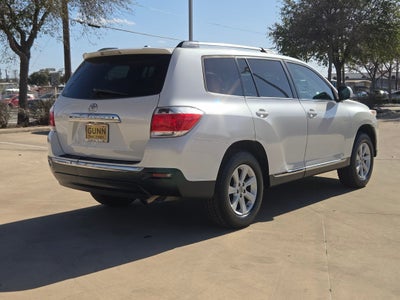 2012 Toyota Highlander SE