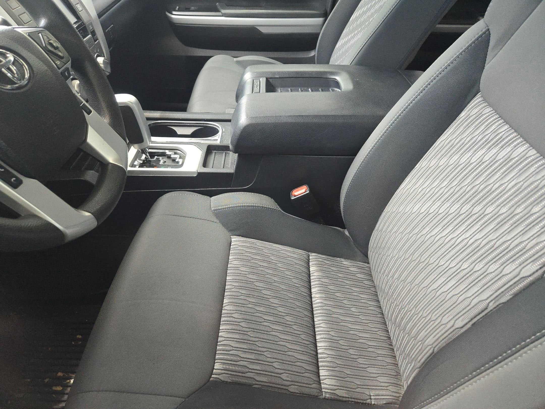 2019 Toyota Tundra 2WD SR5