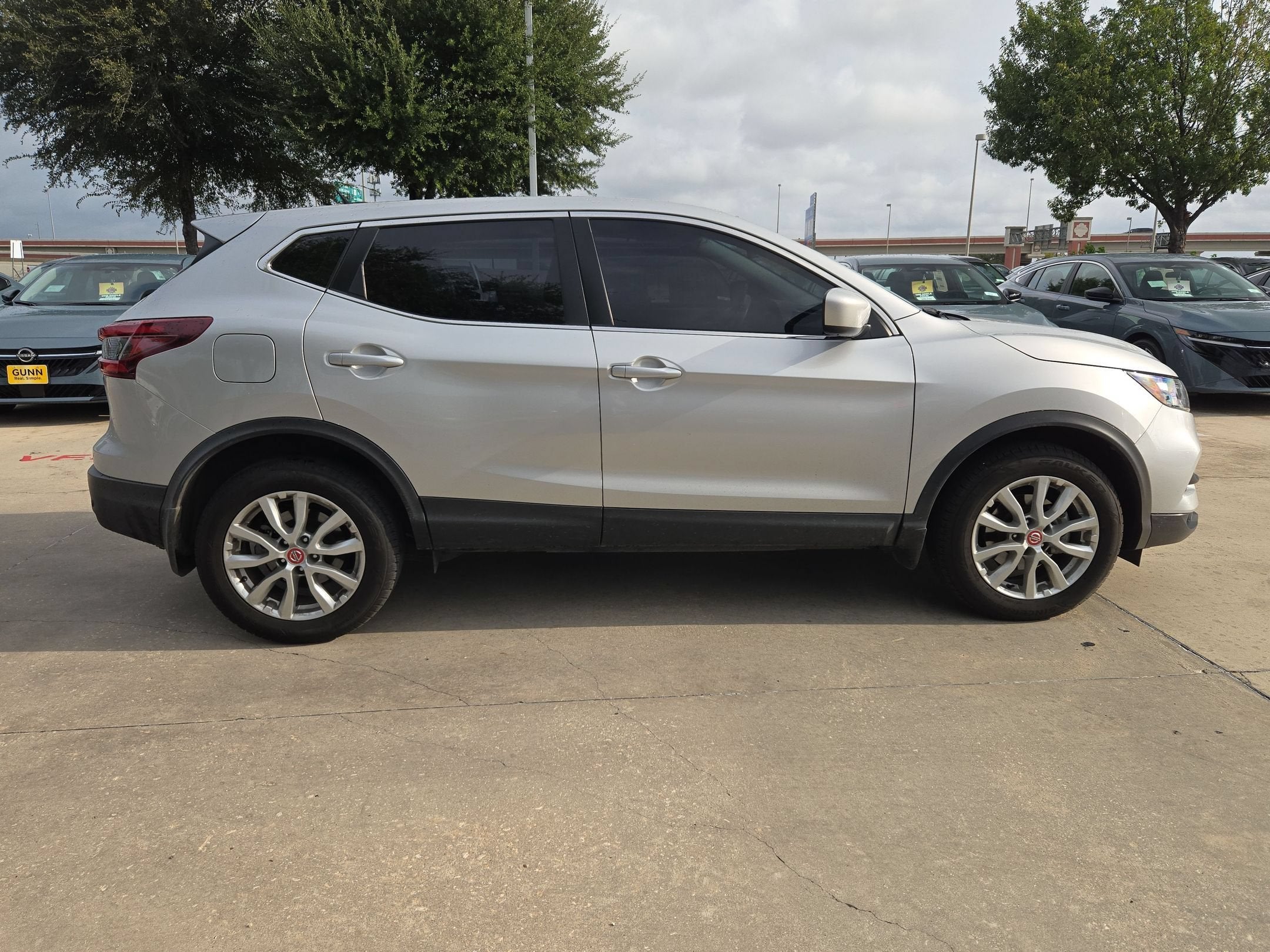2021 Nissan Rogue Sport S
