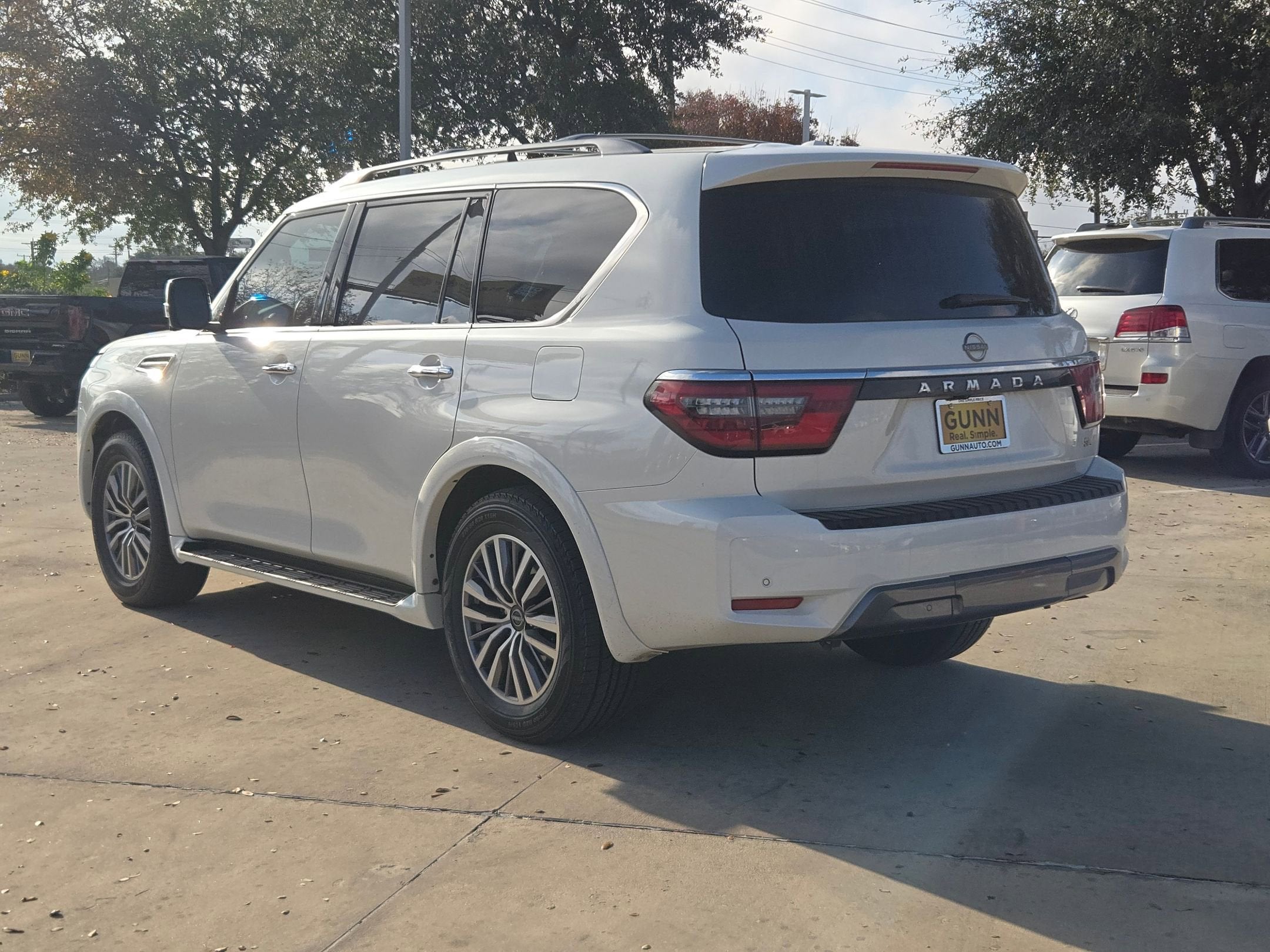 2023 Nissan Armada SL