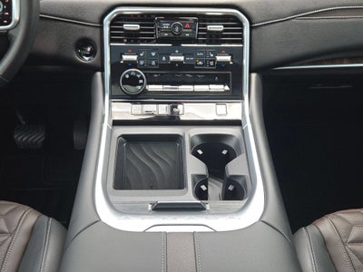 2025 Nissan Armada Platinum