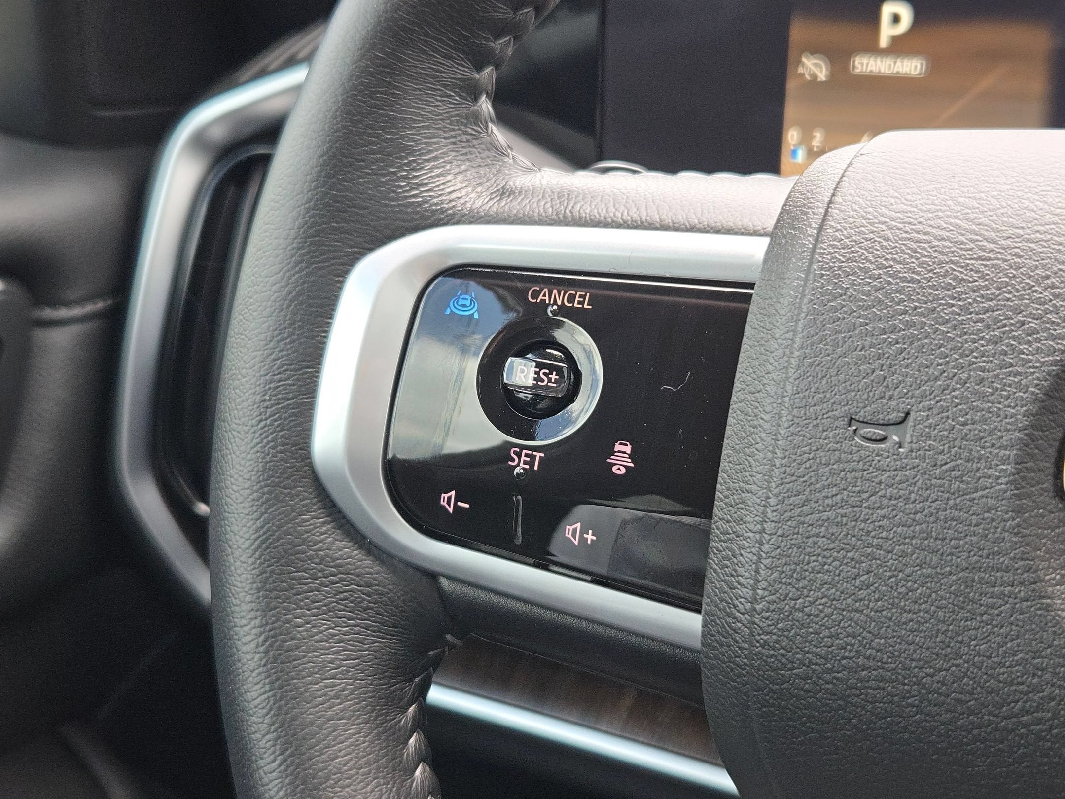 2025 Nissan Armada Platinum