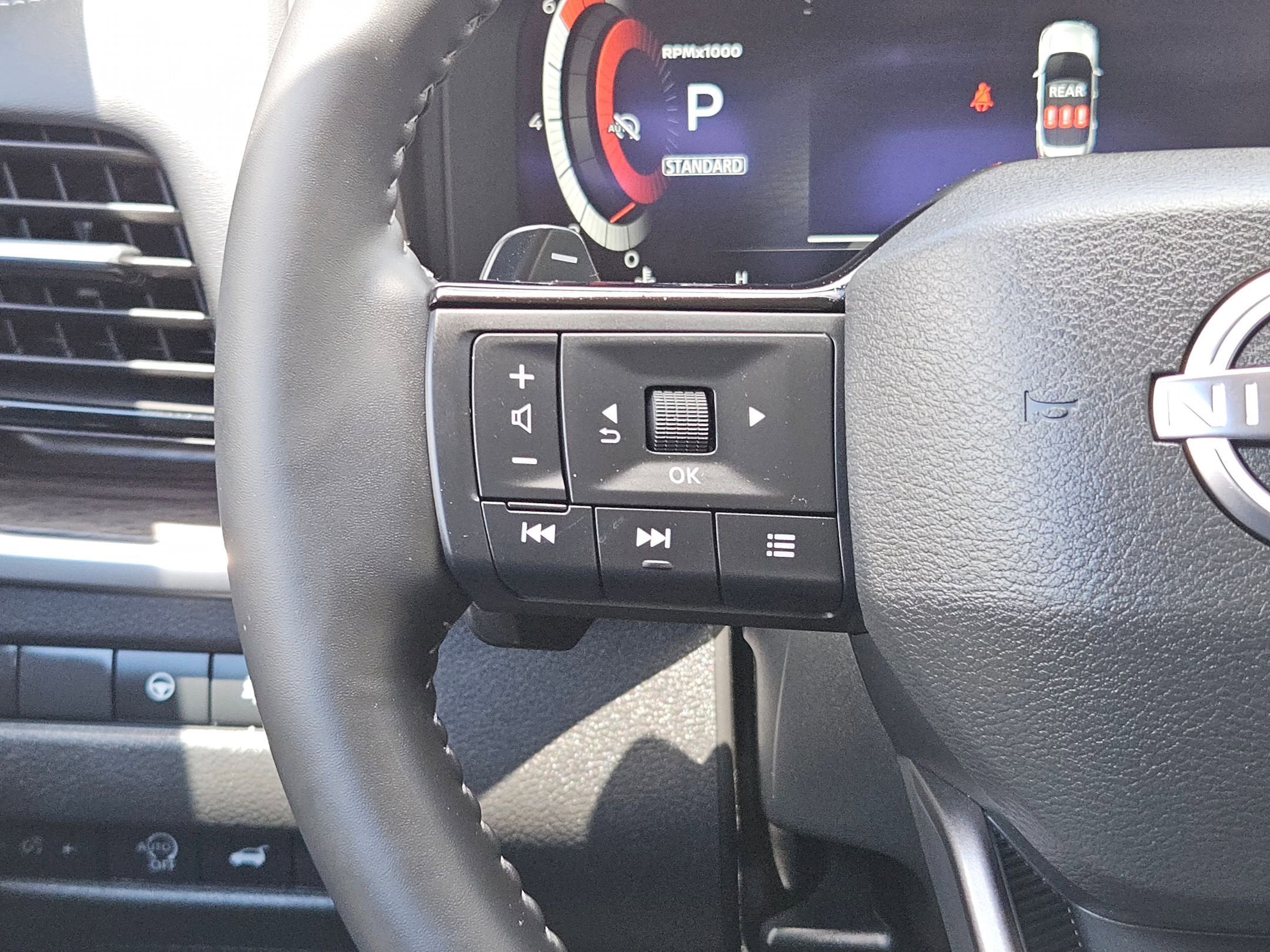 2025 Nissan Rogue Platinum