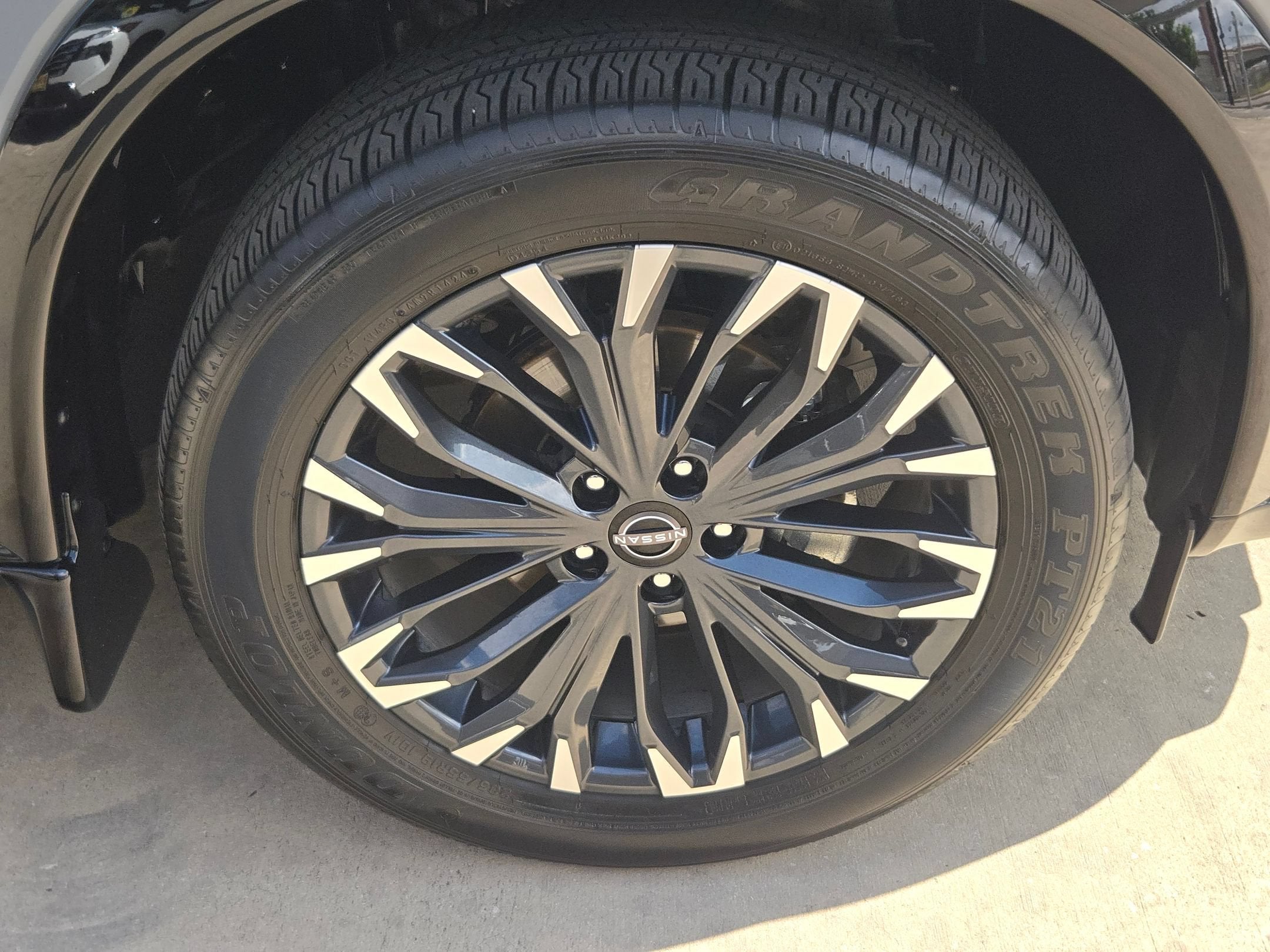 2024 Nissan Rogue Platinum