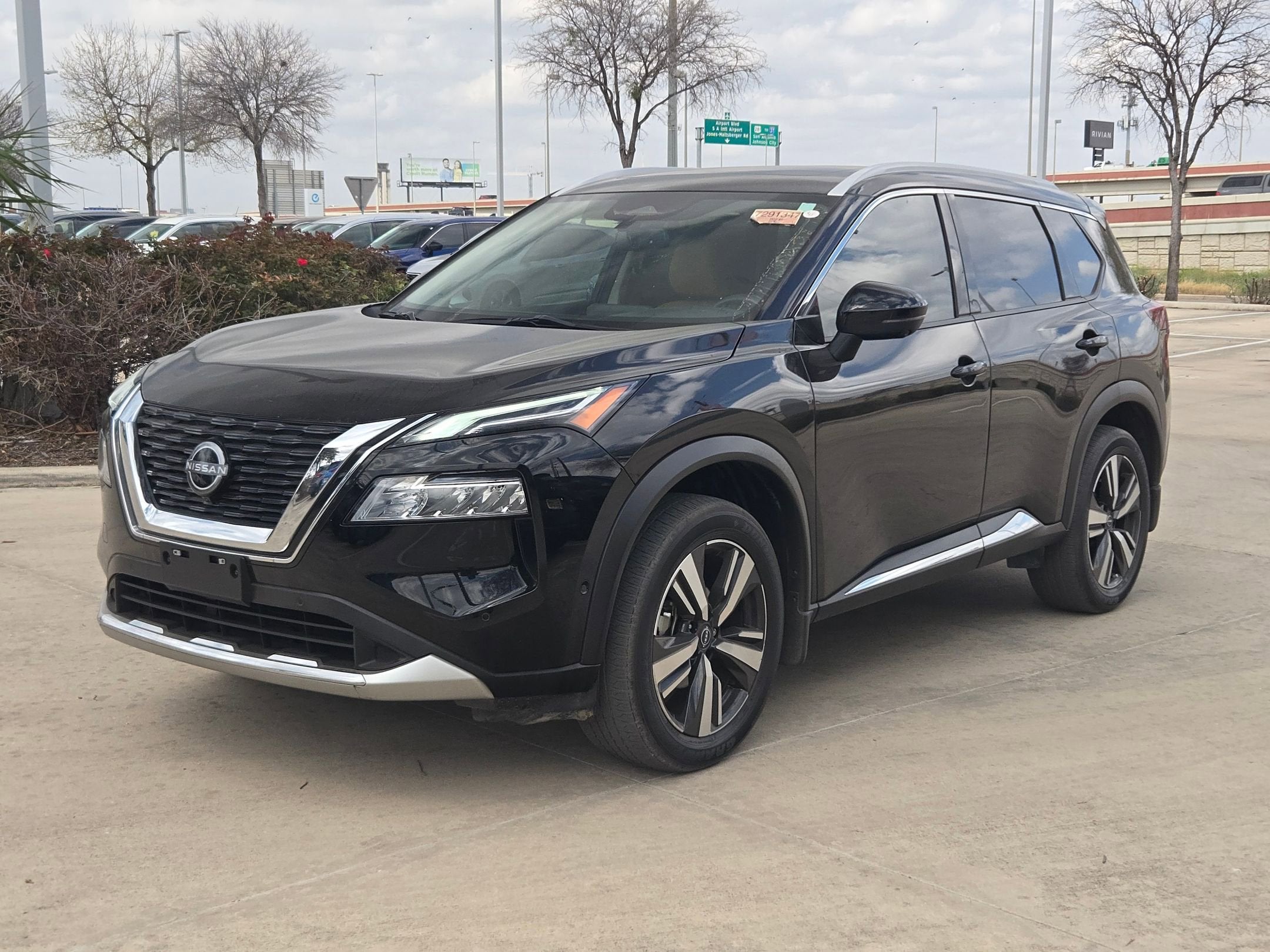 2023 Nissan Rogue Platinum