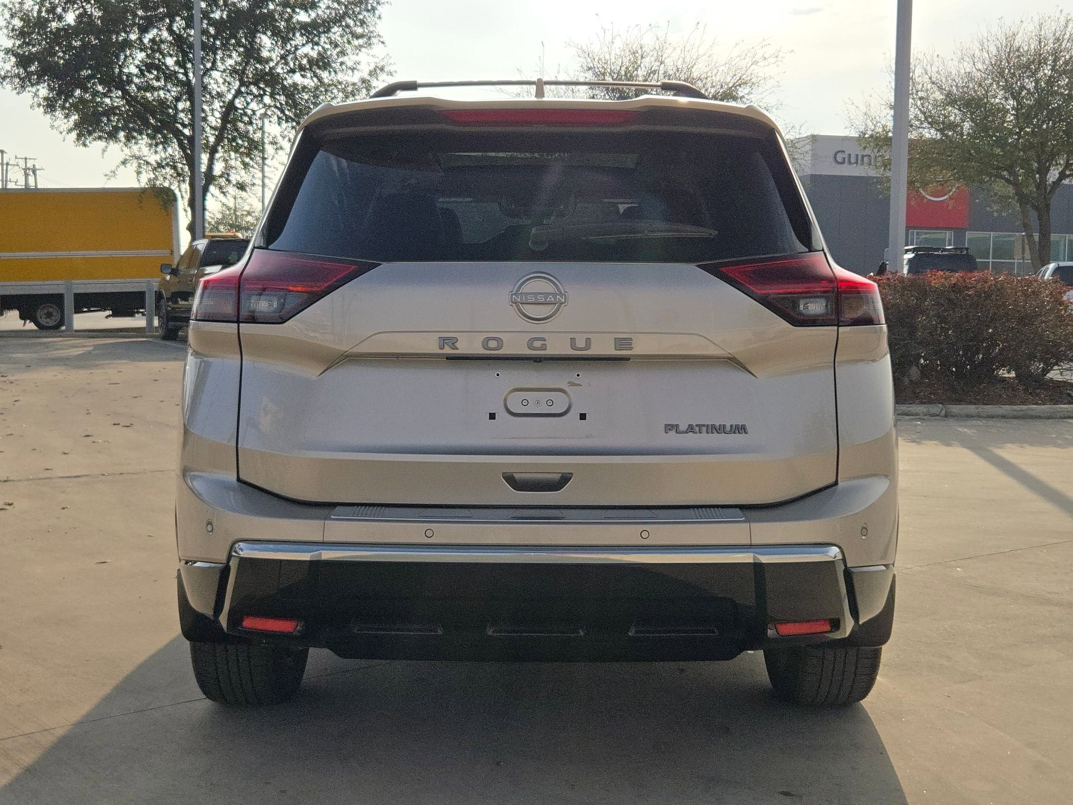 2025 Nissan Rogue Platinum