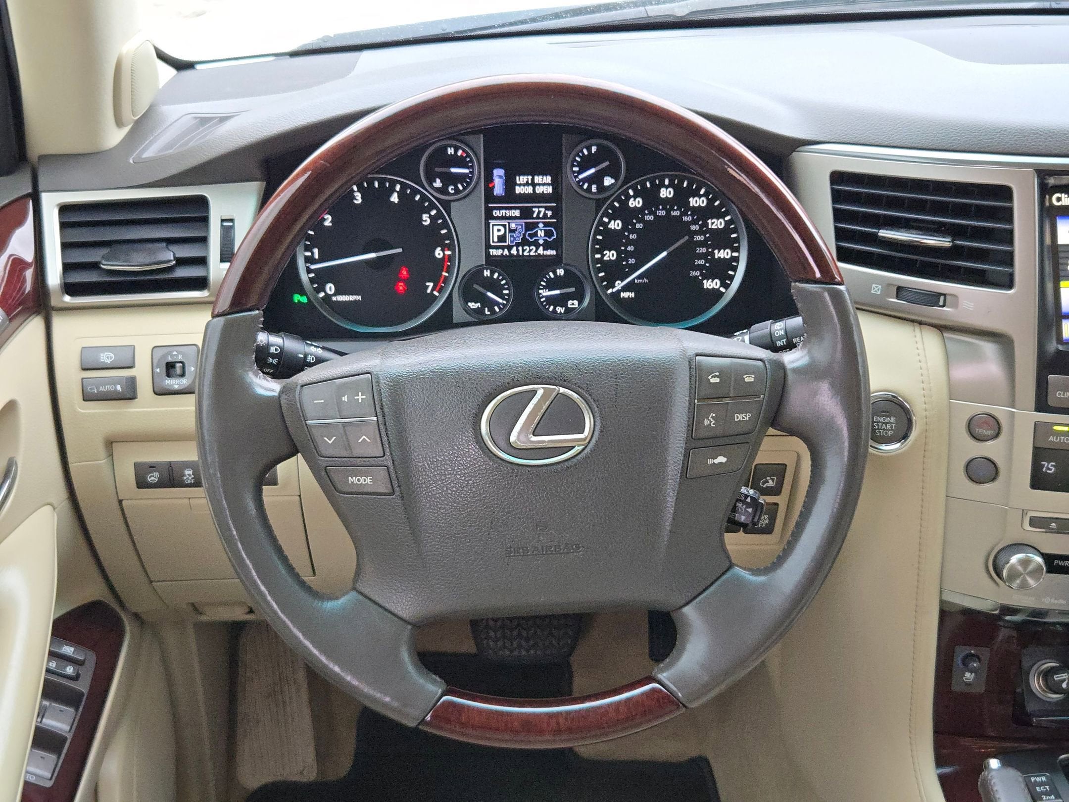 2014 Lexus LX 570 4WD 4dr