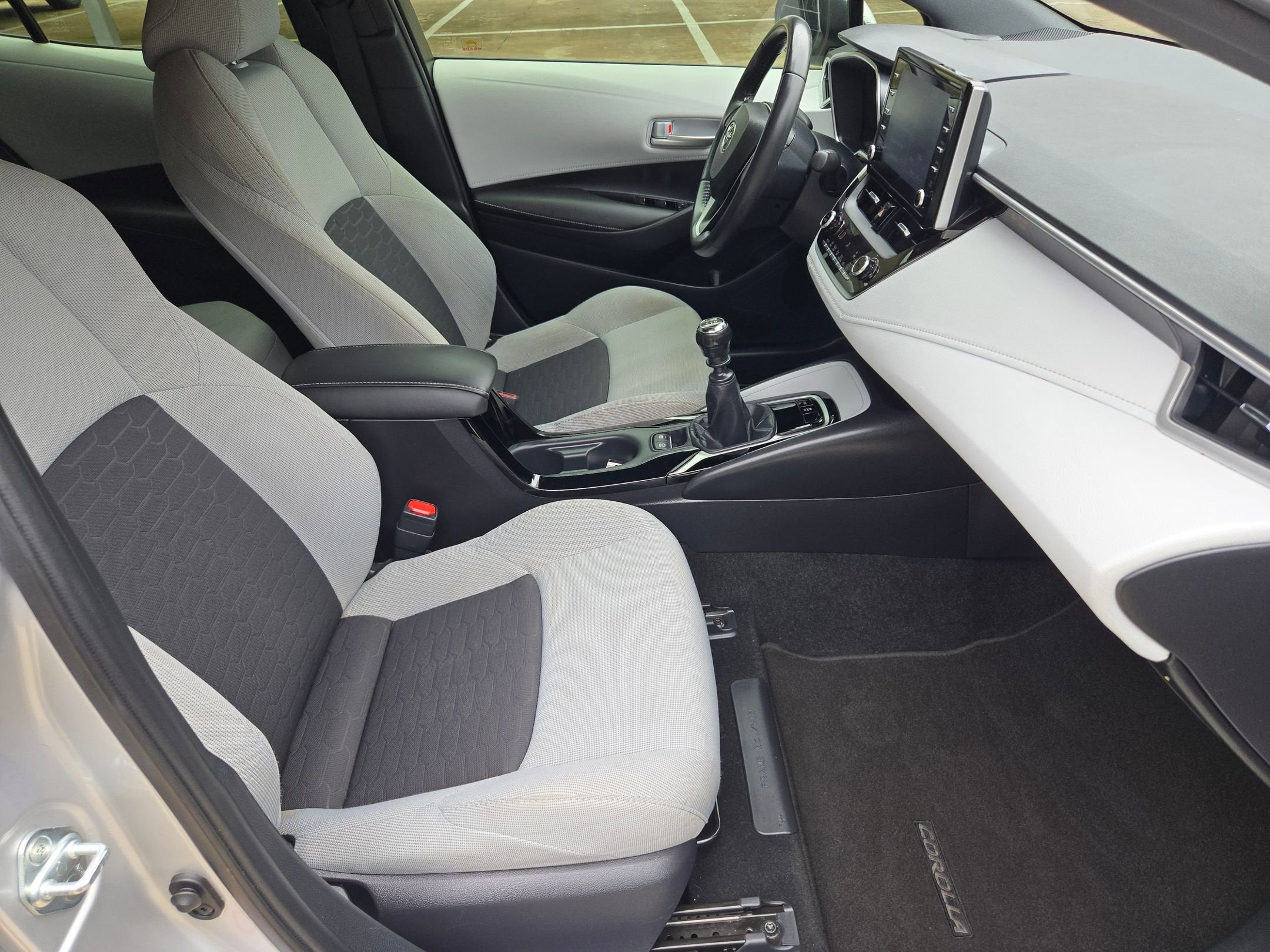 2019 Toyota Corolla Hatchback SE