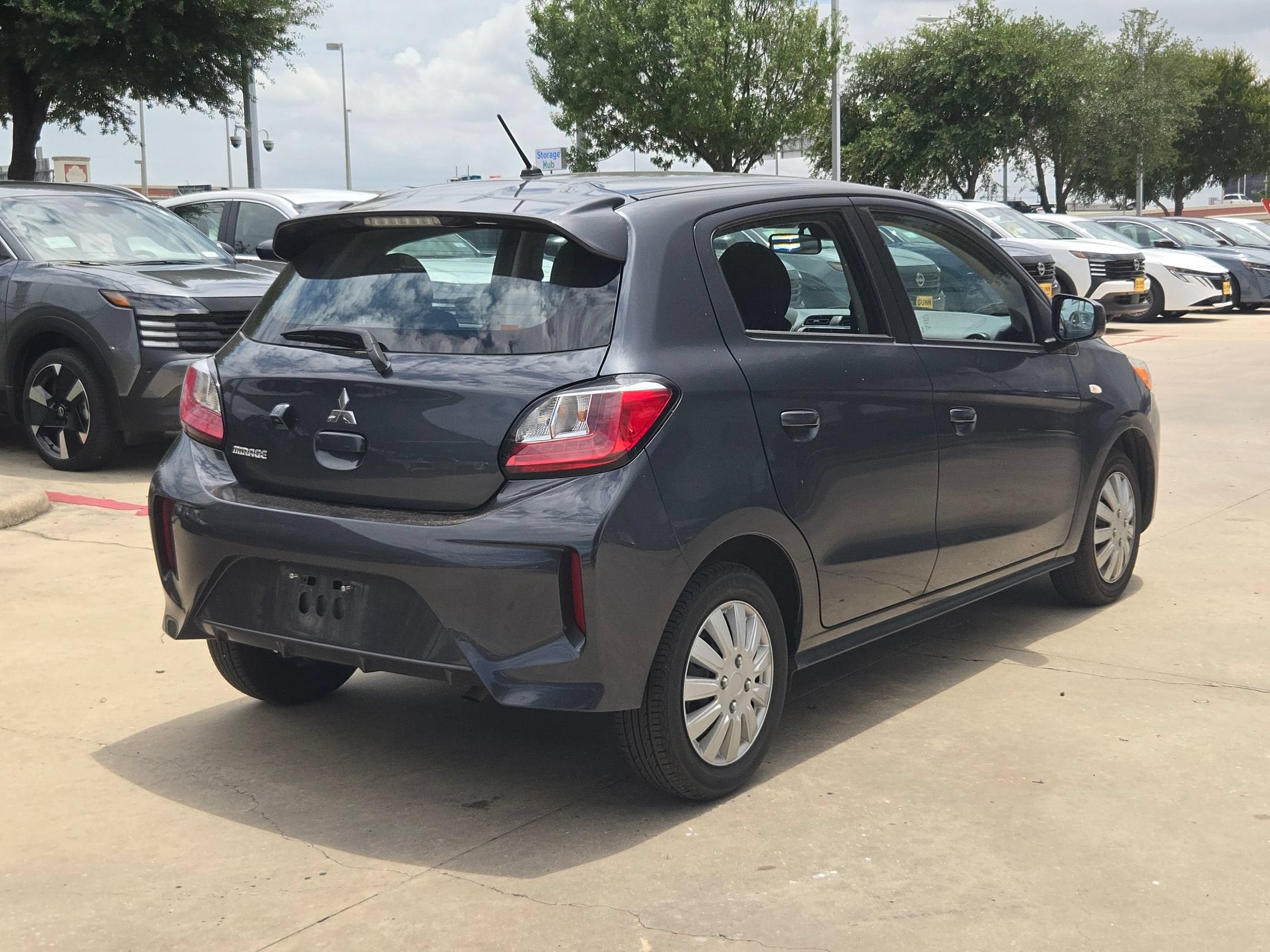 2024 Mitsubishi Mirage ES