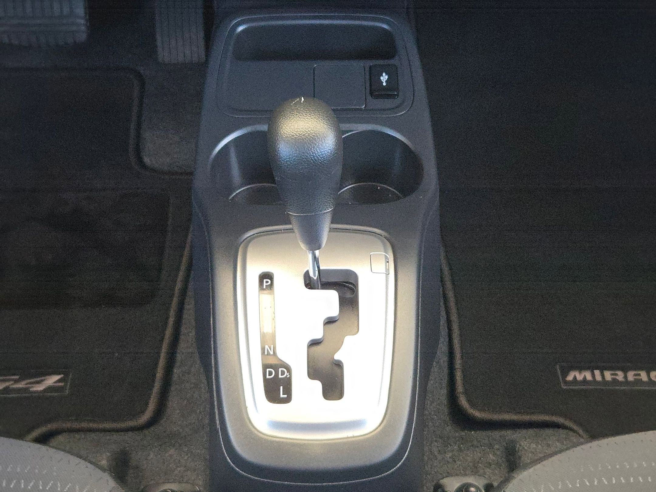 2024 Mitsubishi Mirage G4 ES