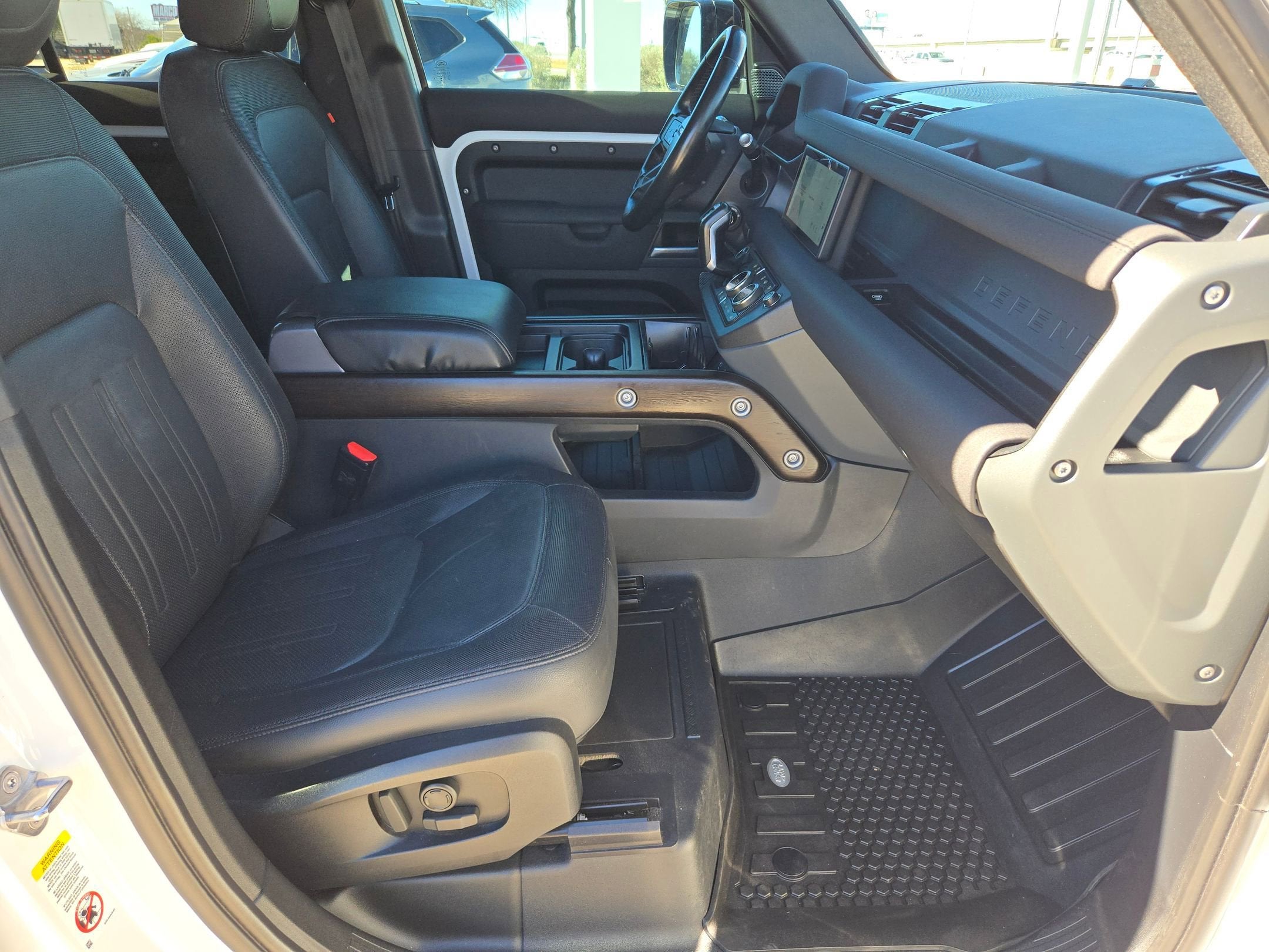 2022 Land Rover Defender X-Dynamic SE