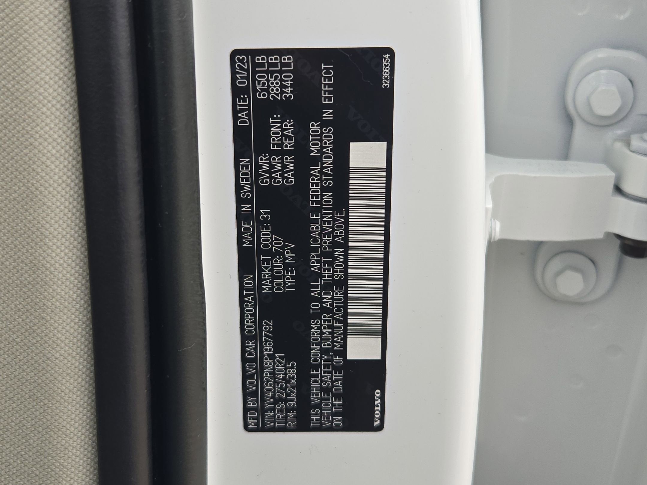 2023 Volvo XC90 Plus